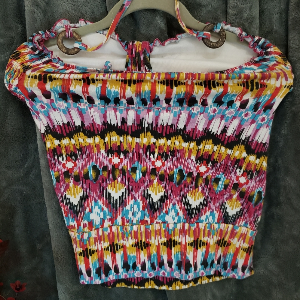 Halter top - Picture 2 of 3